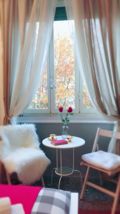 Moonlight Inn Guesthouse روما الغرفة الصورة
